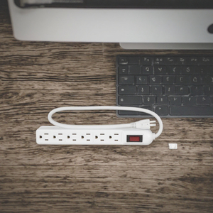 6-Outlet Power Strip bảo vệ tăng với 300 Joules 15A đánh giá ổ cắm - Product Image 6