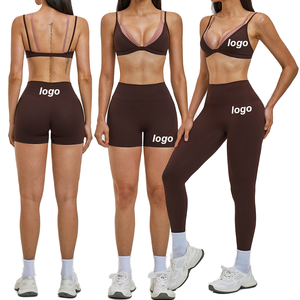 Conjunto de Yoga de Marca Privada con Bloques de Color, 3 Piezas, Logotipo Frontal, Tirantes Dobles, Cintura Alta Elástica, Estiramiento en Cuatro Direcciones, Sin Espalda, para Fitness - Product Image 1