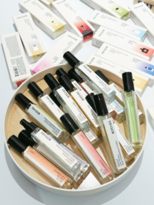 Perfumes de Lujo para <span class=keywords><strong>Hombre</strong></span> al por Mayor, Aromas Duraderos para Uso Personal y Sets de Regalo, Fragancias al por Mayor - Product Image 5