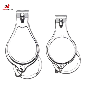 Outil <span class=keywords><strong>de</strong></span> beauté écologique 3-en-1 en acier inoxydable courbé : coupe-<span class=keywords><strong>ongles</strong></span>, ouvre-bouteille et porte-clés – Commande en gros RTS - Product Image 1