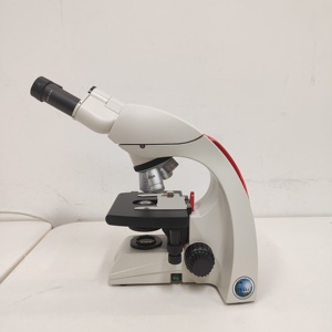 <span class=keywords><strong>Microscope</strong></span> biologique <span class=keywords><strong>Leica</strong></span> DM500, <span class=keywords><strong>optique</strong></span> haute clarté, éclairage LED 1600x, oculaires grand champ, IP68, utilisation en laboratoire et en enseignement - Product Image 3