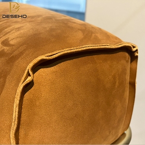 Poltrone Moderne di Lusso in Velluto, Set di Sedie da Esterno di Alta Qualità per Soggiorno, Camera da Letto, Hotel, Versatili e Confortevoli - Product Image 4