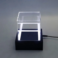 Boîte de présentation acrylique avec Led Boîte acrylique pour affichage de la figure Boîte de rangement acrylique avec lumière LED