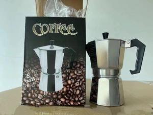 Hoge kwaliteit aluminium Moka pot, nieuwe premium draagbare koffiezetapparaat voor gas- en elektrische kookplaten. - Product Image 6