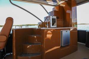 เรือแพนทูนลดราคาสูงสุด เรือแท็กซี่น้ำ เรือสำหรับผู้โดยสาร ปาร์ตี้ ตกปลา พร้อมมอเตอร์ไฟฟ้าสำหรับขาย - Product Image 5