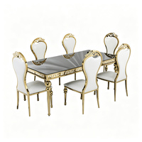 Table de salle à manger extérieure moderne, structure en acier inoxydable doré, plateau en verre trempé, mobilier de banquet pour mariages et événements hôteliers