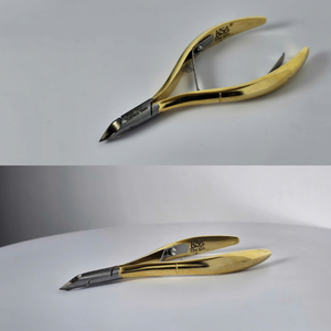 Pince à cuticules en acier inoxydable avec logo personnalisé, outil professionnel de manucure et pédicure pour salon, vente en gros, export - Product Image 2