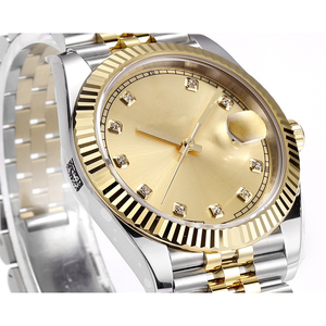 Montre mécanique automatique de luxe personnalisée en or 18 carats par un créateur de bijoux, bracelet en or jaune, fabriquée en Chine - Product Image 4