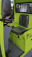 Balayeuse industrielle semi-fermée XY-A15 avec bac à poussière grande capacité, autonomie longue durée, pneus pleins et aspiration de particules de 4 cm