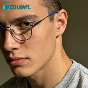 <span class=keywords><strong>Gafas</strong></span> con <span class=keywords><strong>Filtro</strong></span> de Luz <span class=keywords><strong>Azul</strong></span>, Montura Metálica, Unisex, Antideslumbrantes, Lentes de PC, Diseño Geométrico, para Uso Diario con Computadora - Product Image 3