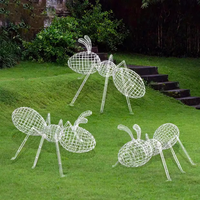 Grande sculpture d'abeille en acier inoxydable, statue d'insecte en fil métallique pour la décoration de jardin, de paysage, de parc et de pelouse