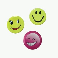 Pin Redondo de Plástico con Cara Sonriente de 3cm y 4.5cm, con Pin de Seguridad, Bajo MOQ de Fábrica, Personalizado, Minimalista e Impermeable