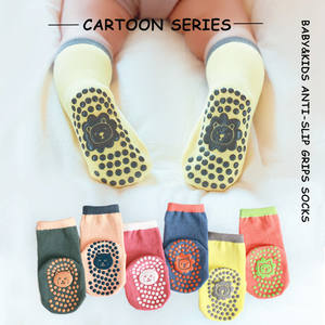 Socksmate Pop bébé pantoufles Fruits chaussettes avec semelle enfants Trampoline coton nouveau-né anti-dérapant Slouch côtelé antidérapant chaussettes en caoutchouc - Product Image 4