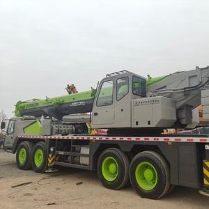 Grúa sobre Camión Zoomlion de 80 Toneladas con Altura de Elevación de 60m para Uso en Construcción - Product Image 2