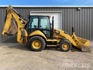 Zum Verkauf Steht ein Gebrauchter Caterpillar Baggerlader mit Zweiradantrieb, Dieselmotor und Einer Schaufelkapazität von 1,03 m³ in Hochwertiger Qualität - Product Image 4