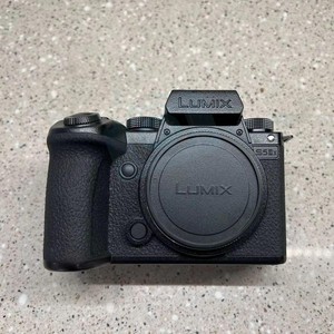 Hft กล้องดิจิตอล <span class=keywords><strong>S5</strong></span>ดิจิตอลแบบเต็มเฟรม LUMIX แบบมืออาชีพ - Product Image 1