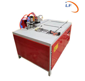 Máquina de aserrado de pie de paleta libre de fumigación Paleta de madera para máquina de bloques - Product Image 1