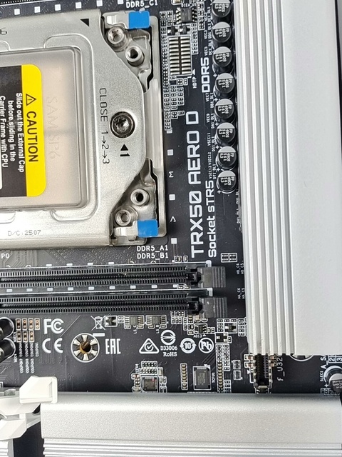 Original GIGABYTE TRX50 AERO D AMD TRX50 Chipset Creator Mainboard STR5 DDR5 R-DIMM Multi-GPU  Workstation Motherboard