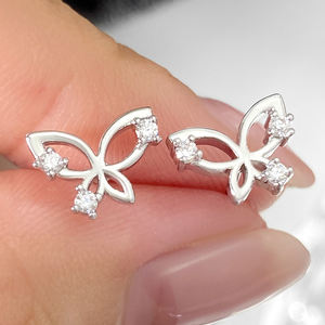 Aretes de Zirconia Cúbica de Moda al por Mayor, Aretes de Mariposa Bonitos Chapados en Oro para Niñas - Product Image 2