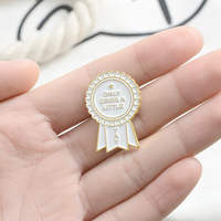 Badge en alliage émaillé amusant à faire soi-même, en laiton moulé, pour la publicité et les anniversaires, médaille, épinglette, certificat, broche