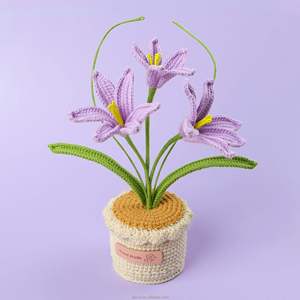 Planta en Maceta de Flor de Cebolla de Lana Hecha a Mano, Tejida a Mano, para el Día de San Valentín, Graduación, Día del Padre, Halloween - Product Image 5