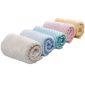 Bán Buôn Chống Pilling Siêu Mềm <span class=keywords><strong>Poly</strong></span> Nổi Bé Cuddle Bong Bóng Minky Dot Plush Chăn Flannel Chăn Vải Cho Bé - Product Image 1