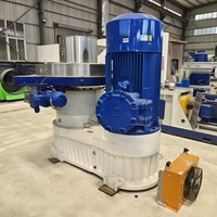 Granulés de luzerne d'herbe en plastique à haute productivité faisant la machine avec composant de moteur de noyau 132kw 380V 1500-2000 kg/h de sortie