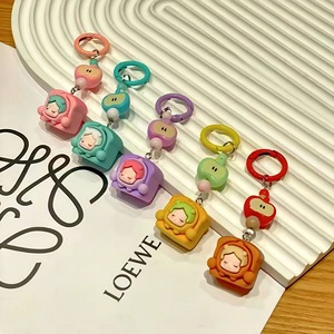 Colgantes de Resina Pintados a Mano con Diseños de Animales de Dibujos Animados, para Bolsos de Mujer y Llaveros de Coche, Regalos para Parejas - Product Image 2