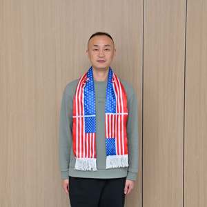 Écharpe de supporter sportive en tissu satiné et élasthanne, personnalisée avec drapeau national, pour usage extérieur, vente en gros - Product Image 2