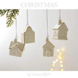 زينة سيراميك للكريسماس ، منزل صغير وصديق ، منزل ثلج ، ديكور شجرة كوخ ، شعار مخصص صغير - Product Image 3