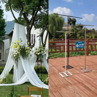 Vente en gros de rideaux de fond de scène de mariage ajustables de haute qualité, cadre de support pour rideau de décoration en arc et tuyau