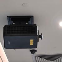 Objectif de projecteur à courte focale 0,53-0,64:1 à mise au point manuelle pour projecteurs Barco EPSON, idéal pour les musées, salles d'exposition et la projection mapping en extérieur