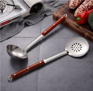 Utensilios de cocina de gran venta: Cucharones de metal, juegos de cucharones de sopa de acero inoxidable, cucharón pequeño con mango de madera, espumadera para pilaf, espátula - Product Image 2