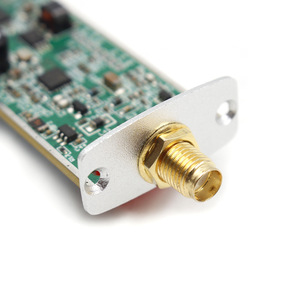 Nuevo RTL-SDR V3 R820T2 RTL2832U 1PPM TCXO RTLSDR Dispositivo de Definición por Software Inalámbrico - Product Image 3