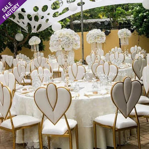 Chaise de mariage en acier inoxydable doré de haute qualité, empilable, à prix réduit, pour événements, hôtels, en vente - Product Image 1
