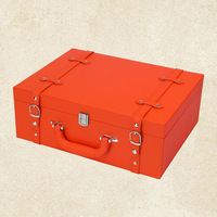 Boîte cadeau de mahjong en bois et cuir de luxe moderne avec poignée et design carré pour la vente en gros