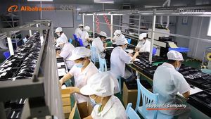 Impresora Térmica de Recibos Mini de 58 mm de Source Factory con USB Tipo C para Farmacias, Salones de Belleza, Tiendas de Mascotas, Etiquetas Adhesivas y Códigos de Barras - Product Image 6