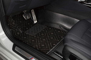 Tappetini di Lusso per Auto - Perfetti per Ford F-150 e <span class=keywords><strong>Focus</strong></span>, Antiscivolo e Resistenti all'Usura, Interni Sportivi - Product Image 3