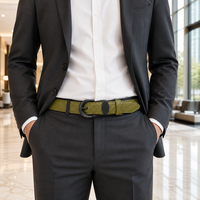 Ceinture pour homme Carosung en cuir véritable vintage décontractée, motif damassé vert olive, boucle noire mate, largeur 3,5 cm