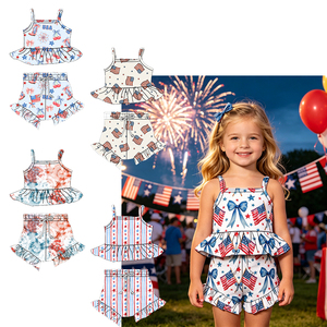 Completo per Bambine per il 4 Luglio, Top con Volant e Pantaloncini in Tessuto Milk Silk, Set 2 Pezzi, Abbigliamento Patriottico per Bambini per la Festa dell'Indipendenza - Product Image 1