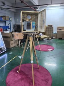 <span class=keywords><strong>Meilleure</strong></span> vente nouveau modèle 2025 Style rétro <span class=keywords><strong>ipad</strong></span> carré Photo Booth Camera Support Portable avec <span class=keywords><strong>imprimante</strong></span> et support d'<span class=keywords><strong>imprimante</strong></span> - Product Image 4