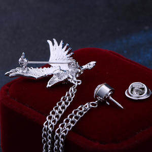 Strass Broschen Männer Metall Quaste Kette Anstecknadeln für Herren Anzug Zubehör Gold <span class=keywords><strong>Eagle</strong></span> <span class=keywords><strong>Vintage</strong></span> Brosche <span class=keywords><strong>Pin</strong></span> Abzeichen Männer Schmuck - Product Image 5