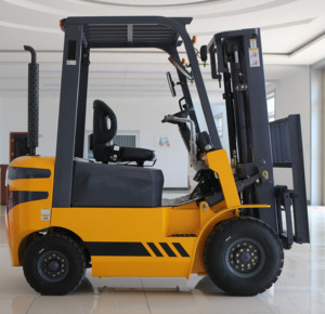 1.5Ton <span class=keywords><strong>carretilla</strong></span> <span class=keywords><strong>elevadora</strong></span> diesel CPCD15 con Chaoyang de aire de los neumáticos - Product Image 6