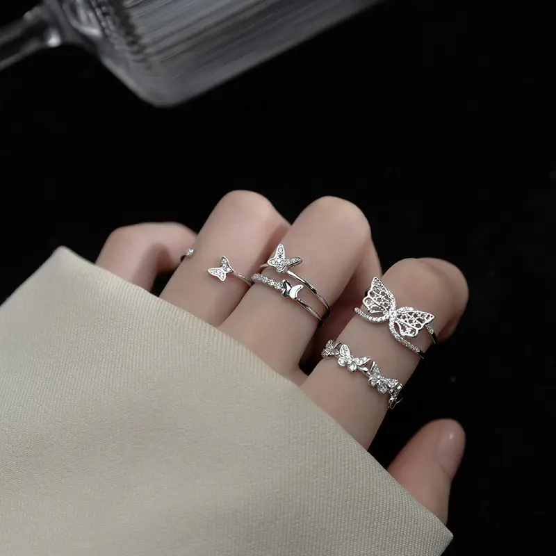 Anello a farfalla semplice in argento S925 all'ingrosso anello a farfalla con diamante vuoto anello a farfalla economico per ragazza