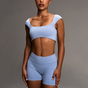 Tops Deportivos Cortos de Nailon para Gimnasio y Fitness con Logotipo Personalizado para Mujer, Manga Corta, Relleno Extraíble, Sin Costuras, Reversibles, Sujetadores Deportivos de Yoga - Product Image 5