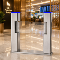 Barrière pivotante carrée de contrôle d'accès électronique avec lecteur de code QR pour centre d'exposition