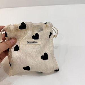 Heart-shaped Pattern <b>Dust</b>-proof Storage <b>Bag</b> - Product Image 4