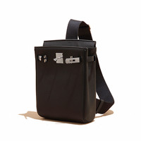 Sac de Poitrine en Cuir Pleine Fleur de Luxe Designer 2026 ; Sac à Bandoulière Unisexe Tendance, Sac Banane, Vente en Gros Usine, Personnalisation