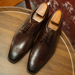 Chaussures habillées en cuir de style italien faites à la main de haute qualité personnalisées pour les affaires, les mariages, à bout pointu, antidérapantes, avec massage - Product Image 4