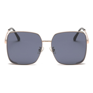 แว่นกันแดดผู้หญิงทันสมัย UV400 เลนส์โพลาไรซ์ TAC กรอบพลาสติกและโลหะ ระดับ 2 สำหรับขับรถและสไตล์สตรีท - Product Image 5